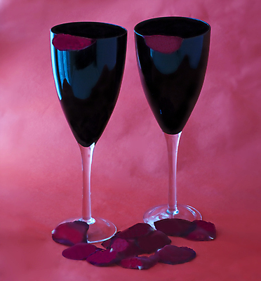 포토 JPG 해외이미지 커플 기념일 꽃잎 꽃 음료 백그라운드 2 유리 휴식 기념 발렌타인데이 사랑 이벤트 사람없음 빨간색 장미 식당 와인 검은색 모임 축하 액체 붓기 고급 우아함 해외202004 해외포토 식물 감정 컬러 컨셉 관계 모션 데이이벤트 재질 주류 상점 파일형식 이미지허브