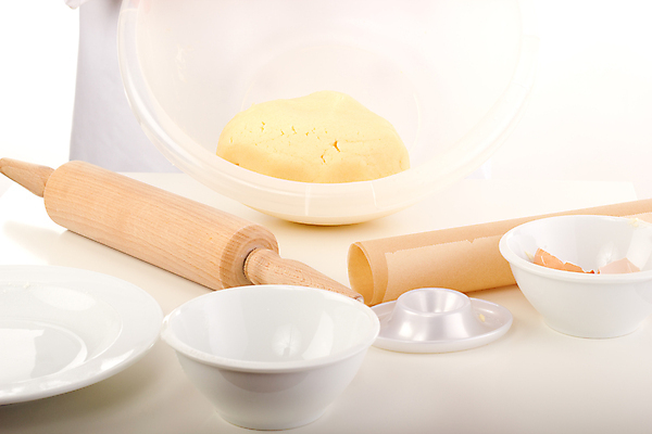 포토 JPG 해외이미지 전통 그릇 계절 문화 음식 크리스마스 겨울 휴가 디저트 이벤트 사람없음 쿠키 계란 기쁨 빵집 축하 달콤 설탕 굽기 반죽 밀가루 밀대 레시피 버터 성분 노엘 제빵사 페스츄리 해외202004 해외포토 직업 식기 기념일 감정 빵 컨셉 주방용품 상점 알 맛 가루 구이 파일형식 이미지허브