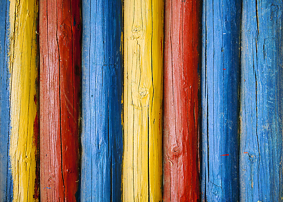 포토 JPG 해외이미지 나무 디자인 벽 백그라운드 패턴 자연 표면 추상 사람없음 내부 건물 목재 빨간색 파란색 울타리 노란색 페인트 줄무늬 판넬 거친 널 오두막 질감 통나무 내추럴 수목 엘리먼트 해외202004 해외포토 식물 건축물 컬러 무늬 재료 담장 생태계 파일형식 이미지허브