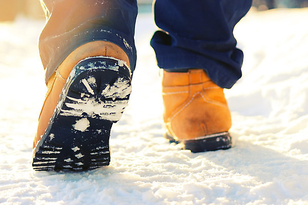 포토 JPG 해외이미지 라이프스타일 계절 공원 어린이 스포츠 여행 백그라운드 신발 컨셉 겨울 패턴 자연 휴가 부츠 사람 풍경 사람없음 야외 운동 걷기 산책 추위 흰색 인쇄 서리 장면 단계 선로 양발 눈내림 해외202004 해외포토 공공시설 컬러 무늬 모션 휴식 눈_날씨 건강 생활 생태계 파일형식 이미지허브