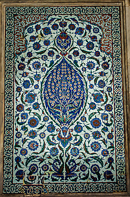 포토 JPG 해외이미지 꽃 백그라운드 패턴 건축양식 이스탄불 미술 동양인 사람없음 내부 건물 장식 파란색 궁전 골동품 도자기 역사 중앙 타일 그림 모스크 모자이크 동쪽 칠면조 핸드메이드 해외202004 튀르키예 해외포토 식물 건축물 건축 아시아 컬러 고건축 무늬 조류 문화예술 인종 이슬람교 방향 파일형식 이미지허브