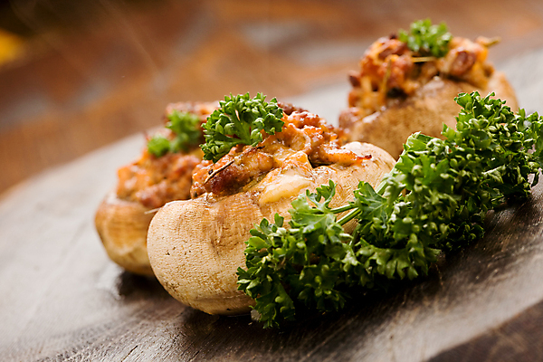 포토 JPG 해외이미지 음식 파슬리 육류 요리 사람없음 버섯 맛 굽기 가득함 폭식 해외202004 해외포토 컨셉 채소 식재료 구이 파일형식 이미지허브