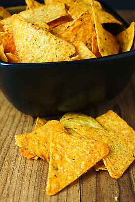 포토 JPG 해외이미지 음식 치즈 옥수수 사람없음 노란색 파티 사발 매움 짠맛 해외202004 해외포토 컬러 유제품 곡류 이벤트 사기그릇 맛 파일형식 이미지허브