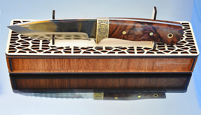 포토 JPG 해외이미지 선물 미술 사람없음 야외 상자 칼 그림 사냥 날카로움 판화 철강 프리미엄 해외202004 해외포토 문화예술 파일형식 이미지허브