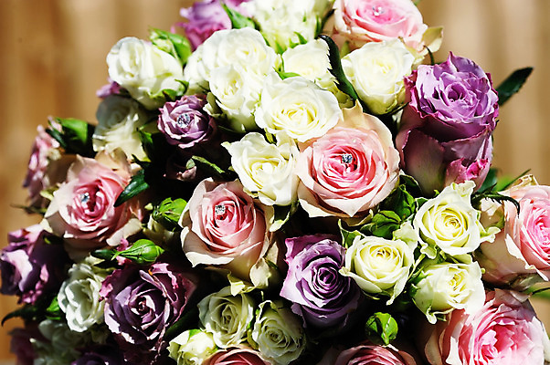 포토 JPG 해외이미지 전통 꽃잎 꽃 분홍색 꽃다발 결혼 백그라운드 꽃무늬 결혼식 추상 사람없음 장식 컬러풀 장미 보라색 활발 벚꽃 보석 다발 배열 묘사 해외202004 해외포토 식물 컬러 컨셉 무늬 이벤트 광석 파일형식 이미지허브