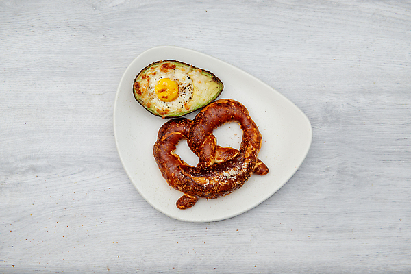 포토 JPG 해외이미지 라이프스타일 접시 음식 빵 백그라운드 다이어트 채소 과일 탁자 오이 기념 샌드위치 건강 요리 사람없음 목재 초록색 계란 식사 껍질 흰색 신선 아침식사 굽기 배열 먹기 허브 상쾌 유기농 반죽 브런치 토스트 소금 아보카도 내추럴 점심식사 뮌헨 옥토버페스트 제빵사 채식주의자 바이에른 브레첼 카피스페이스 바이에른사람 해외202004 해외포토 나무 식물 직업 식기 웰빙 감정 컬러 가구 재료 모션 디저트 독일 생활 알 공백 구이 채식 파일형식 이미지허브