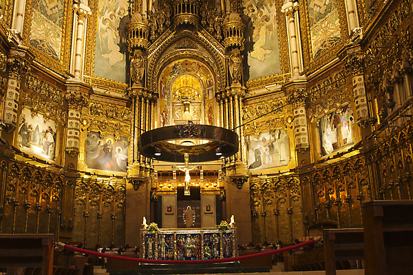 포토 JPG 해외이미지 유럽 여행 건축양식 자연 산 풍경 사람없음 교회 여행객 스페인 수도원 바르셀로나 천연기념물 바실리카 보호구역 해외202004 해외포토 건축 나라 종교건축 사람 건물 생태계 구역 파일형식 이미지허브