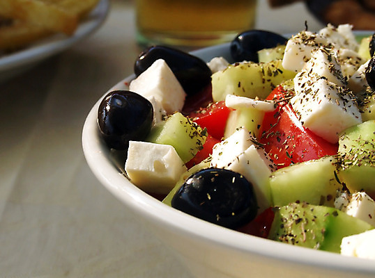 포토 JPG 해외이미지 접시 음식 다이어트 토마토 채소 양파 치즈 파프리카 요리 사람없음 빨간색 식사 샐러드 사발 혼합 향신료 준비 올리브 그리스인 점심식사 고립 섞기 오레가노 채식주의자 해외202004 해외포토 서양인 식기 열매 컬러 유제품 건강 사기그릇 채식 향미료 파일형식 이미지허브