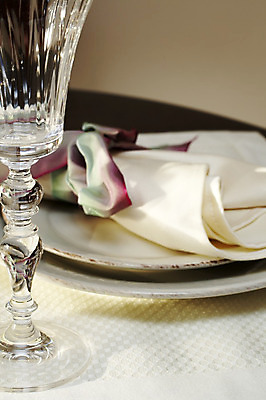 포토 JPG 해외이미지 접시 꽃 음료 음식 분홍색 결혼 꽃무늬 유리 탁자 호텔 결혼식 함께함 사랑 요리 이벤트 사람없음 장식 빨간색 파티 요식업 식당 와인 식사 저녁식사 희망 카페 모임 식탁보 직물 우아함 배열 먹기 메뉴 냅킨 서빙 설정 점심식사 접수 정중 해외202004 해외포토 식물 식기 감정 산업 컬러 가구 컨셉 무늬 모션 재질 숙소 주류 상점 파일형식 이미지허브