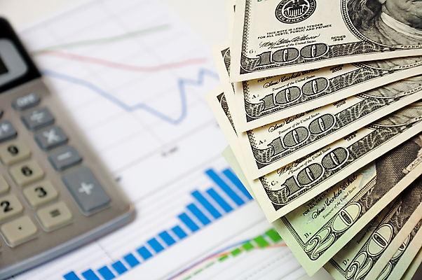 포토 JPG 해외이미지 종이 백그라운드 지폐 돈 비즈니스 성공 사람없음 빨간색 금융 사무실 숫자 연필 펜 달러 쪽지 자료 저축 계산기 유로 시장 재산 주식 보고서 문서 투자 결제 이익 계산서 빚 계좌 세금 수입 해외202004 해외포토 문자 컬러 컨셉 문구용품 학용품 경제 필기구 장비 파일형식 이미지허브