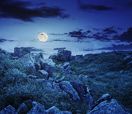 포토 JPG 해외이미지 구름 하늘 풍경 사람없음 야외 파란색 보름달 달 돌_바위 야간 해외202004 해외포토 자연요소 컬러 파일형식 이미지허브