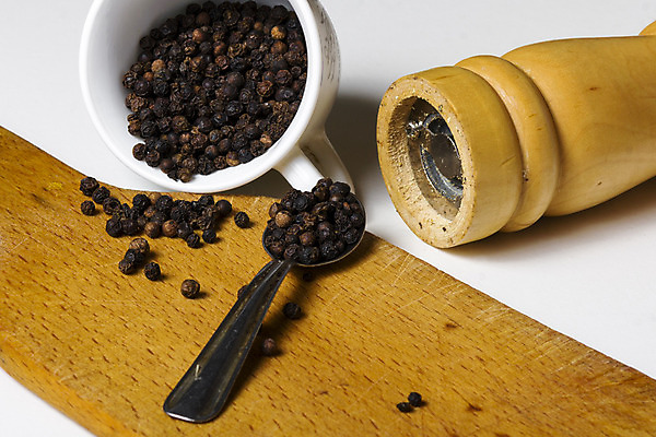 포토 JPG 해외이미지 음식 백그라운드 재료 건조 건강 씨앗 사람없음 갈색 검은색 신선 뜨거움 양념 조미료 그룹 맛 향신료 유기농 매움 날것 아로마 향 후추 내추럴 해외202004 해외포토 식물 웰빙 컬러 컨셉 향미료 파일형식 이미지허브