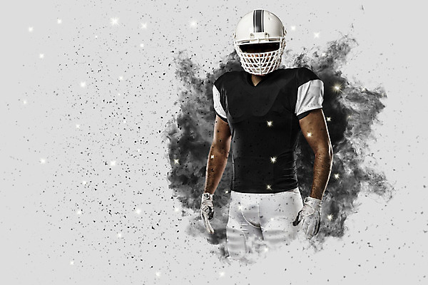 포토 JPG 해외이미지 남자 스포츠 유니폼 공 한명 사람 운동복 미식축구 축구 미국 헬멧 럭비공 미식축구선수 해외202004 해외포토 1 옷 북아메리카 운동선수 구기 보호장비 럭비용품 파일형식 이미지허브