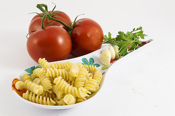 포토 JPG 해외이미지 음식 백그라운드 잎 다이어트 토마토 파스타 건강 마늘 요리 사람없음 이탈리아 흰색 신선 허브 날것 성분 고립 해외202004 해외포토 식물 유럽 컬러 채소 서양음식 파일형식 이미지허브