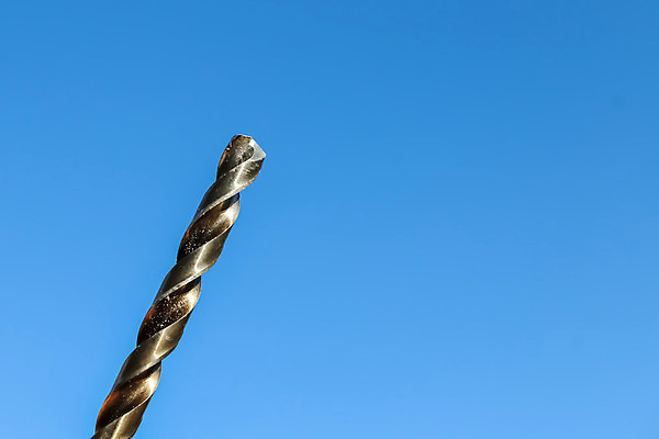 포토 JPG 해외이미지 직업 산업 백그라운드 건축양식 하늘 나선형 사람없음 파란색 빛 상점 금속 기계 장비 공구 업무 작업실 수리 제조 은색 철 묘사 오브젝트 날카로움 공학 고립 송곳 철강 해외202004 해외포토 교육 건축 컬러 무늬 재질 도구 작업 파일형식 이미지허브