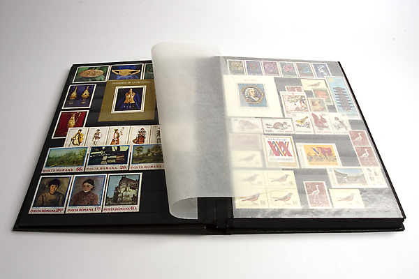 포토 JPG 해외이미지 취미 사람없음 책 수집 우표 해외202004 해외포토 파일형식 이미지허브