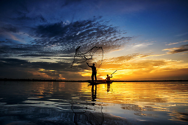 포토 JPG 해외이미지 전통 아시아 호수 물결 여행 태국 자연 낚시 어류 두명 목재 물 강 일출 침묵 일몰 그물 보트 낚시꾼 해외202004 해외포토 자연요소 나무 나라 배_교통 재료 레저 사람 노을 수중동물 소리 생태계 파일형식 이미지허브