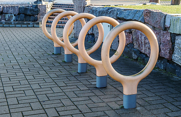 포토 JPG 해외이미지 선 교통시설 안전 사람없음 노란색 환경 자전거 도시 원형 수비 보호 절도 잠금 봉 신발장 지원 해외202004 해외포토 도형 컬러 교통 컨셉 모션 바이크 범죄 시설 보안 파일형식 이미지허브