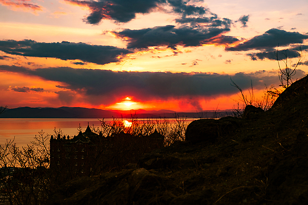 포토 JPG 해외이미지 구름 산업 파도 바다 섬 여행 백그라운드 오렌지 건축양식 하늘 새로움 주택 뿔 파노라마 풍경 사람없음 야외 건물 물 여름 파란색 빛 도시풍경 환경 탑 일몰 도시 만 센터 황금 정상 러시아 지역 포트 타운 멀리 동쪽 스카이라인 러시아인 해외202004 해외포토 자연요소 서양인 건축물 계절 건축 유럽 컬러 컨셉 과일 촬영기법 노을 방향 파일형식 이미지허브