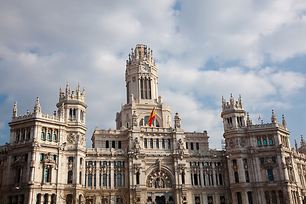 포토 JPG 해외이미지 유럽 여행 건축양식 통신 미술 사람없음 태양 맑음 궁전 도시 스페인 정사각형 마드리드 해외202004 해외포토 자연요소 도형 건축 나라 고건축 날씨 문화예술 파일형식 이미지허브