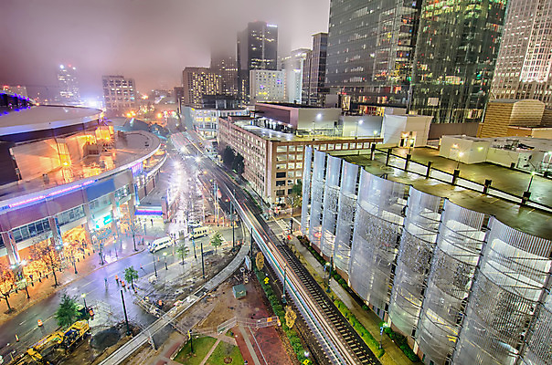 포토 JPG 해외이미지 도로 건축양식 전등 안테나 사람없음 건물 도시 야간 저녁 주차 장면 스카이라인 해외202004 해외포토 자연요소 건축물 건축 길 통신 교통시설 조명 파일형식 이미지허브