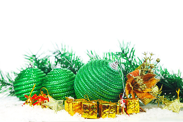 포토 JPG 해외이미지 나무 계절 크리스마스 겨울 공 휴가 선물 사람없음 장식 초록색 빛 축제 장식볼 종 나뭇가지 축하 소나무 12월 연도 흰배경 카피스페이스 해외202004 해외포토 식물 기념일 컬러 백그라운드 컨셉 공백 흰색 날짜 파일형식 이미지허브