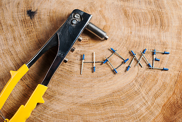 포토 JPG 해외이미지 직업 디자인 산업 무기 백그라운드 컨셉 주택 사람없음 목재 펜 금속 장비 기구 공구 업무 작업실 수리 목수 오브젝트 목공예 고정 조립 수목 업그레이드 재주꾼 조작 철강 하드웨어 공급 해외202004 해외포토 나무 재료 재질 건물 컴퓨터 필기구 도구 작업 공예 파일형식 이미지허브