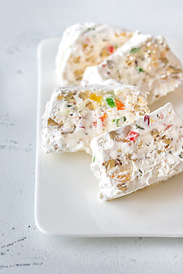 포토 JPG 해외이미지 종이 음식 조각 백그라운드 과일 중동 디저트 건조 사탕 사람없음 목재 초록색 계란 견과류 흰색 신선 바 달콤 정상 설탕 자르기 굽기 먹기 민트 허브 슬라이스 호두 아몬드 꿀 폭식 캐러멜 개암 해외202004 해외포토 나무 식물 열매 나라 컬러 재료 모션 알 맛 구이 파일형식 이미지허브