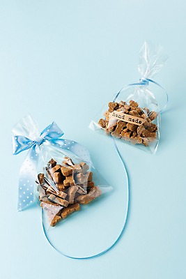 포토 JPG 스튜디오촬영 리본 포장 실내 사람없음 쿠키 오브젝트 비닐 애견간식 핸드메이드 국내포토 반려용품 재질 디저트 내부 파일형식