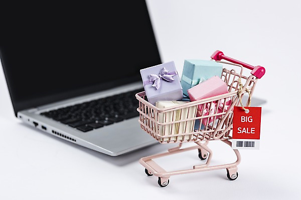 포토 JPG 스튜디오촬영 리본 포장 실내 선물 근접촬영 사람없음 선물상자 노트북 꼬리표 세일 여러개 쇼핑카 오브젝트 할인쿠폰 국내포토 뷰포인트 다수 내부 전자제품 쇼핑 상자 라벨 카트 쿠폰 파일형식