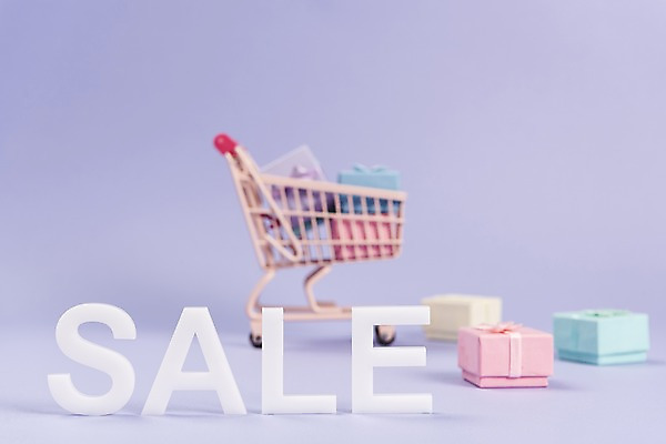 포토 JPG 스튜디오촬영 영어 실내 선물 근접촬영 사람없음 단어 선물상자 세일 쌓기 여러개 쇼핑카 오브젝트 담기 국내포토 문자 뷰포인트 다수 모션 내부 쇼핑 상자 카트 파일형식