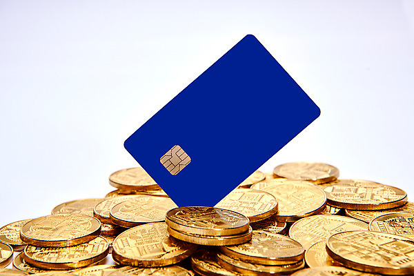 포토 JPG 스튜디오촬영 돈 실내 근접촬영 사람없음 금융 동전 신용카드 금화 동전탑 많음 가상화폐 국내포토 뷰포인트 컨셉 내부 경제 쌓기 재산 황금 파일형식