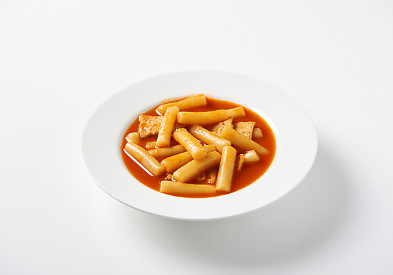 포토 JPG 스튜디오촬영 접시 실내 누끼 근접촬영 사람없음 어묵 떡볶이 분식 흰배경 매움 군것질 국물 길거리음식 밀떡 국물떡볶이 국내포토 식기 음식 뷰포인트 백그라운드 디저트 떡 내부 흰색 맛 파일형식