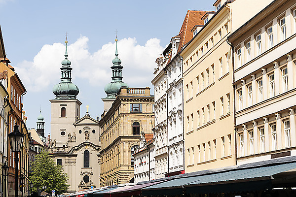 포토 JPG 구름 해외풍경 건축물 유럽풍경 하늘 유럽건축 풍경 사람없음 건물 도시풍경 성 체코 프라하 해외도시 국내포토 자연요소 해외 건축 유럽 서양건축 도시 파일형식