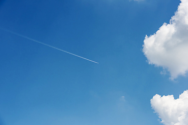 포토 JPG 주간 구름 해외풍경 해외 유럽 로우앵글 여행 자연 하늘 풍경 사람없음 야외 맑음 체코 모라비아 국내포토 자연요소 나라 뷰포인트 날씨 생태계 파일형식