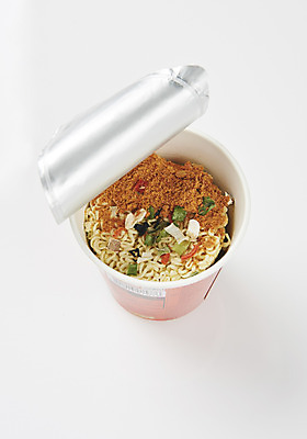 포토 JPG 스튜디오촬영 음식 실내 누끼 근접촬영 사람없음 하이앵글 오픈 인스턴트 분식 오브젝트 흰배경 군것질 인스턴트라면 컵라면 국내포토 뷰포인트 백그라운드 디저트 내부 흰색 라면 파일형식