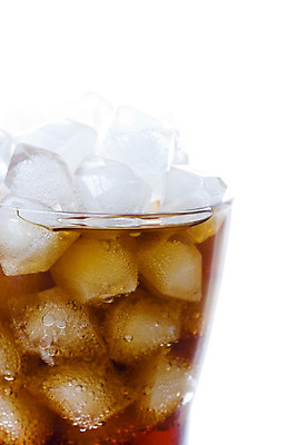 포토 JPG 해외이미지 음료 사람없음 얼음 액체 시원함 큐브 콜라 카피스페이스 해외202004 해외포토 자연요소 공백 탄산음료 파일형식 이미지허브