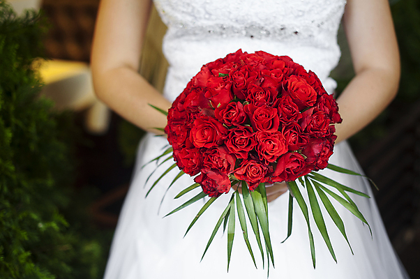 포토 JPG 해외이미지 식물 손 드레스 꽃 꽃다발 결혼 백그라운드 잎 꽃무늬 자연 결혼식 휴가 사랑 사람 이벤트 사람없음 장식 빨간색 컬러풀 장미 활발 폭포 벚꽃 흰색 축하 잡기 원형 우아함 파편 큼 묘사 기회 부드러움 약혼 접수 해외202004 해외포토 도형 옷 감정 컬러 컨셉 무늬 모션 신체부위 감각 크기 생태계 약속 파일형식 이미지허브