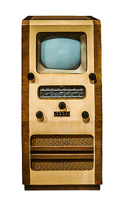 포토 JPG 해외이미지 유럽 백그라운드 컨셉 날씨 영국 사람없음 목재 전자제품 세트 상자 스크린 텔레비전 방 수확 골동품 광선 흰색 역사 클래식 큼 캐비닛 라디오 복고 튜브 다이얼 고립 구식 옛날 조율 해외202004 해외포토 나무 나라 컬러 농업 재료 크기 사물함 파일형식 이미지허브