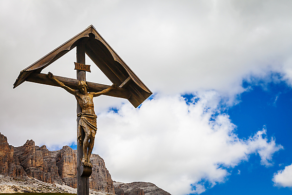 포토 JPG 해외이미지 전통 기독교 종교 조각 백그라운드 컨셉 십자가 하늘 부활절 사람없음 목재 파란색 조각상 갈색 교회 우주 믿음 성경 이탈리아 천주교 수확 기도 죽음 예수 영혼 심볼 복고 신성 희생 고립 귀족 숭배 신앙심 옛날 카피스페이스 해외202004 해외포토 나무 기념일 감정 유럽 컬러 농업 재료 종교용품 조형물 공백 신_종교 파일형식 이미지허브