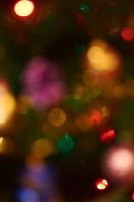 포토 JPG 해외이미지 모양 디자인 백그라운드 크리스마스 패턴 휴가 불꽃 조명 새로움 사람없음 장식 빨간색 파란색 빛 노란색 파티 보라색 새벽 도시 야간 소프트포커스 연도 디스코 역동적 보케 마법 빛망울 강렬 광 블러 유흥 효과 해외202004 해외포토 자연요소 기념일 음악 컬러 컨셉 무늬 불 촬영기법 이벤트 춤 파일형식 이미지허브