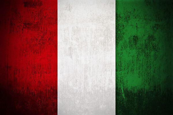 포토 JPG 해외이미지 디자인 유럽 백그라운드 날씨 사람없음 빨간색 초록색 이탈리아 손상 흰색 깃발 점 얼룩 거친 로마 심볼 고민 그림 질감 복고 캔버스 시들음 애국심 그런지 독립 밀라노 옛날 전국 해외202004 해외포토 감정 나라 컬러 컨셉 파일형식 이미지허브