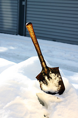 포토 JPG 해외이미지 계절 도로 길 겨울 날씨 거리 손잡이 사람없음 야외 운동 금속 차도 추위 흰색 공구 업무 삽 국자 흙더미 눈보라 유지 삭제 폭설 해외202004 해외포토 컬러 교통시설 재질 주방용품 눈_날씨 건강 흙 도구 작업 자연재해 파일형식 더미 이미지허브