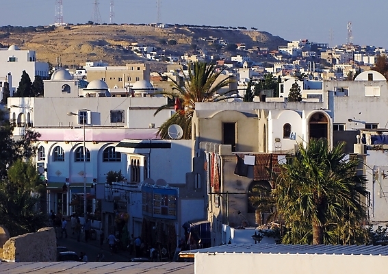 포토 JPG 해외이미지 여행 건축양식 아프리카 사람없음 건물 도시 이슬람교 타운 아랍어 튀니지 해외202004 해외포토 건축물 건축 나라 종교 파일형식 이미지허브