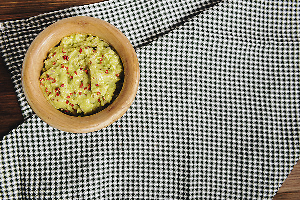 포토 JPG 해외이미지 전통 접시 음식 백그라운드 다이어트 토마토 채소 고추 탁자 양파 멕시코 건강 옥수수 요리 사람없음 목재 초록색 컬러풀 식사 시골 신선 사발 맛 유기농 매움 날것 아보카도 점심식사 과카몰리 살사댄스 채식주의자 핸드메이드 비건 해외202004 해외포토 나무 식기 웰빙 컬러 가구 컨셉 북아메리카 과일 재료 곡류 춤 사기그릇 소스_음식 채식 파일형식 이미지허브