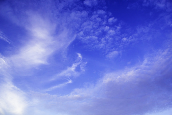 포토 JPG 해외이미지 구름 백그라운드 자연 벽지 하늘 날씨 사람없음 야외 여름 햇빛 우주 환경 분위기 장면 부드러움 천국 솜털 스카이라인 오존 해외202004 해외포토 자연요소 계절 컨셉 태양 감각 생태계 파일형식 이미지허브