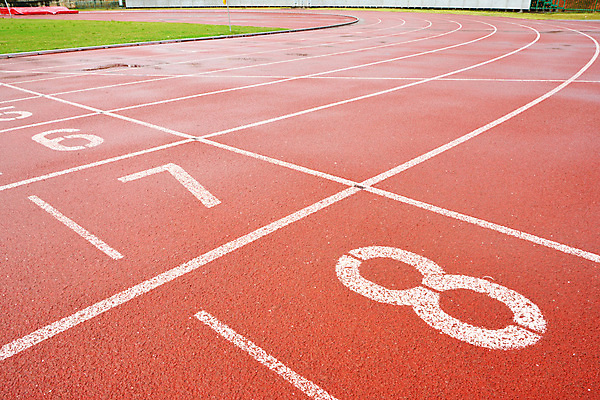 포토 JPG 해외이미지 구름 스포츠 밭 놀이 하늘 사람없음 파란색 달리기 축구 젖음 역동적 웅덩이 점토 선로 진짜 해외202004 해외포토 자연요소 컬러 컨셉 농업 모션 구기 파일형식 이미지허브