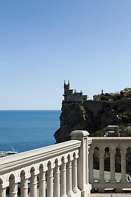 포토 JPG 해외이미지 구름 디자인 유럽 바다 섬 여행 건축양식 교통시설 자연 하늘 휴가 산 주택 등대 풍경 사람없음 건물 여름 파란색 여행객 일출 일몰 이탈리아 새벽 궁전 바위 역사 둥지 언덕 제비 남쪽 나폴리 옛날 우크라이나 절정 스코틀랜드 해외202004 해외포토 자연요소 건축물 계절 건축 나라 컬러 교통 고건축 조류 영국 사람 노을 돌_바위 방향 시설 생태계 파일형식 이미지허브