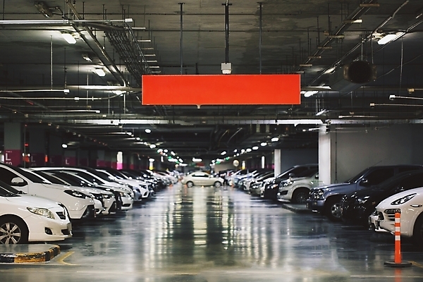 포토 JPG 해외이미지 나무 도로 백그라운드 컨셉 교통시설 자동차 호텔 거리 실내 이야기 사람없음 내부 옆모습 빨간색 빛 사무실 라벨 운전 흰색 도시 티켓 주차 쇼핑몰 가득함 사인 꼬리 타이어 시트 제비 모터 자동 줄서기 차고 해외202004 해외포토 식물 길 육상교통 뷰포인트 컬러 교통 비즈니스 모션 조류 숙소 프레임 시설 파일형식 이미지허브