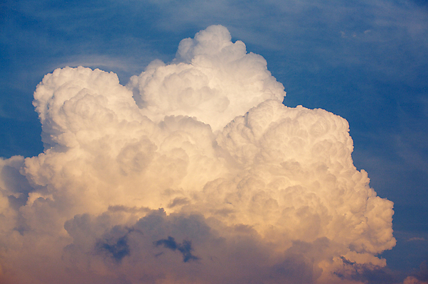 포토 JPG 해외이미지 구름 하늘 바람 날씨 사람없음 파란색 흰색 분위기 큼 폭풍 솜털 뇌우 폭풍우 해외202004 해외포토 자연요소 컬러 컨셉 비_날씨 크기 자연재해 파일형식 이미지허브